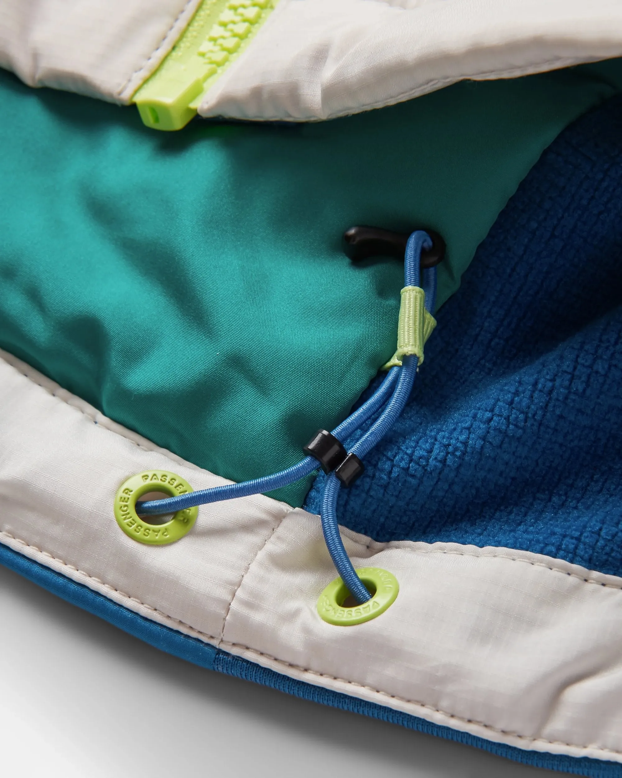 Daybreak Lightweight Recycled Thermore® Insulated Jacket - Tidal Blue/Blue Steel/Birch