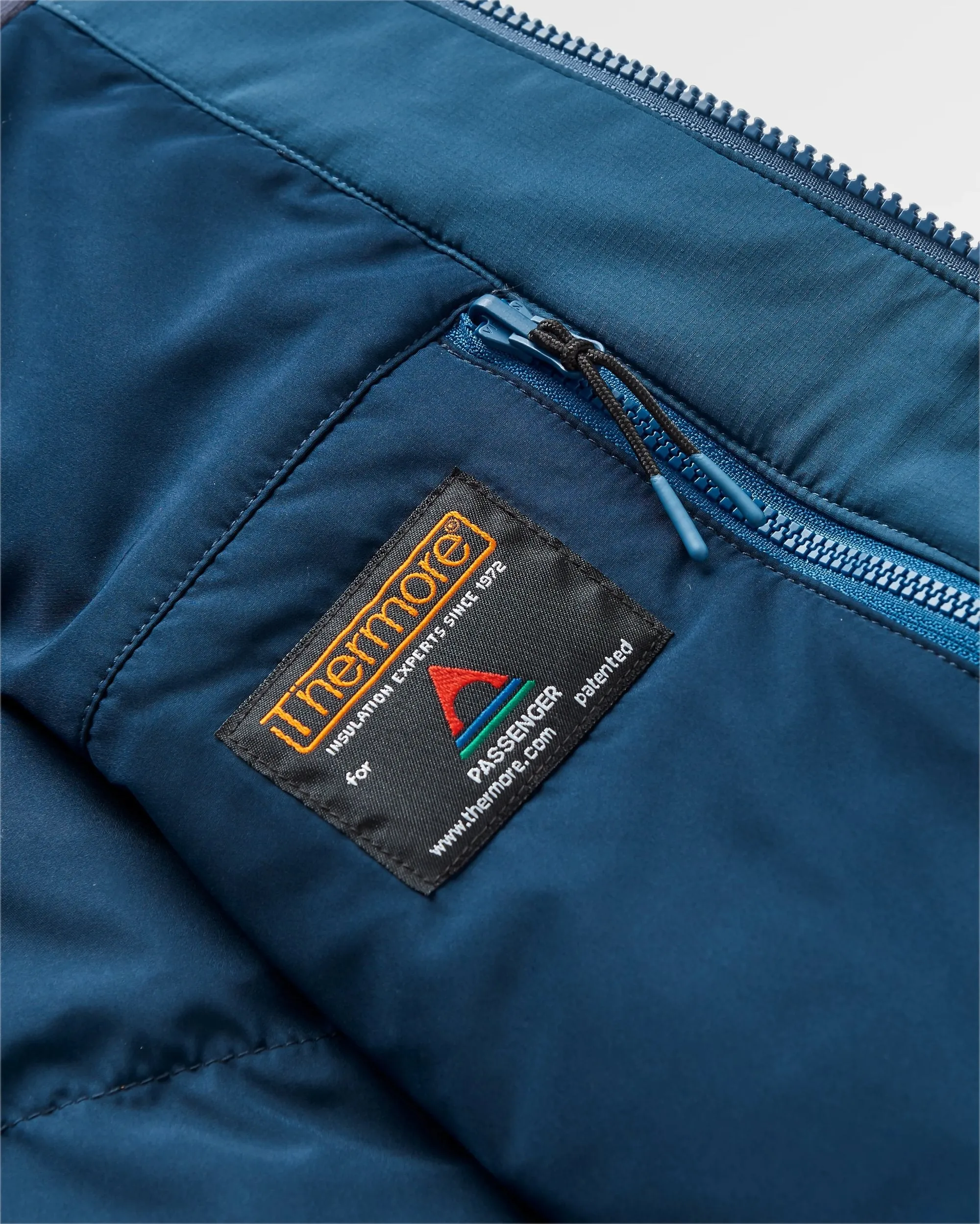 Daybreak Lightweight Recycled Thermore® Insulated Vest - Rich Navy/Dark Denim/Arctic