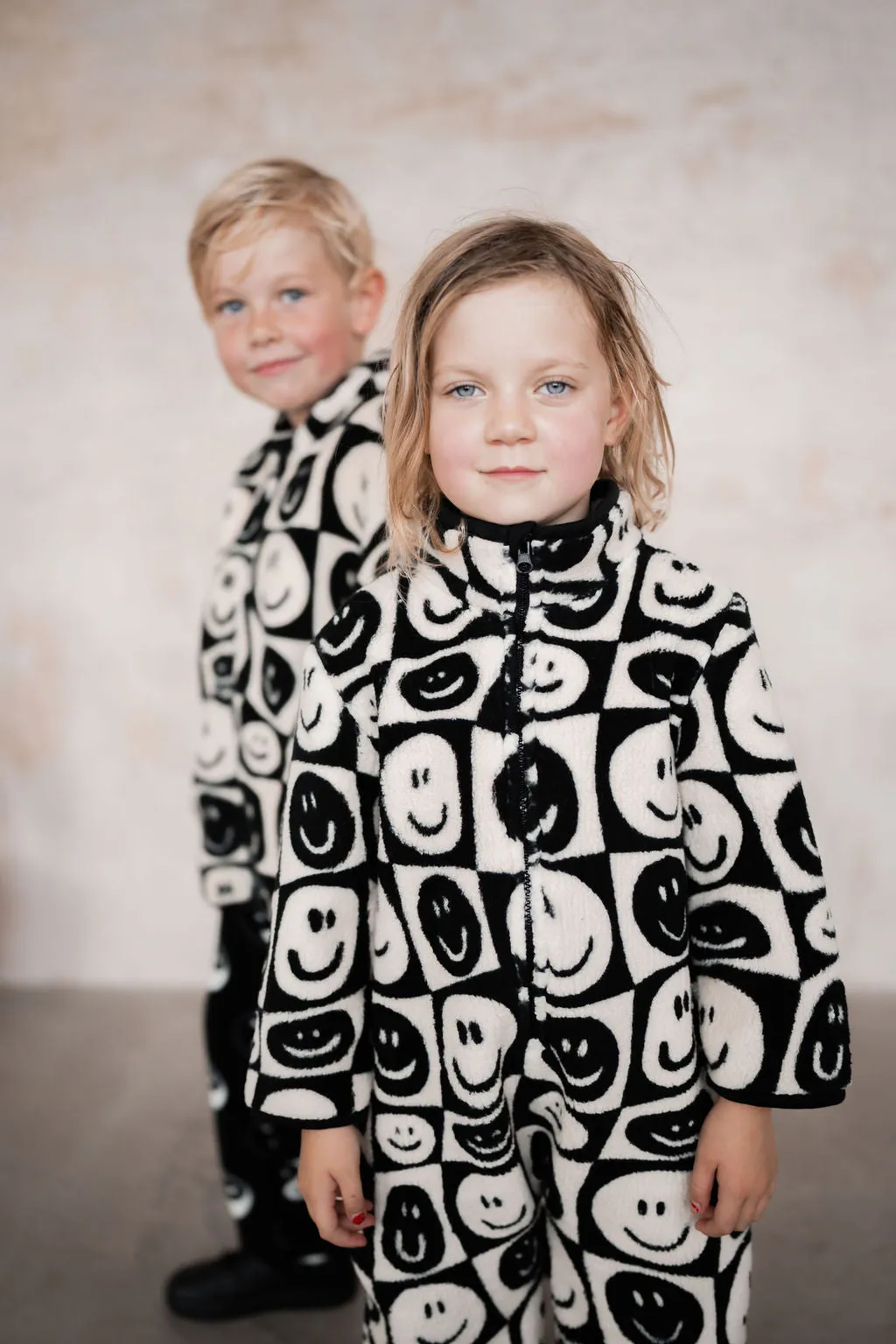 FACE CHECKERBOARD SHERPA KIDS ALL IN ONE