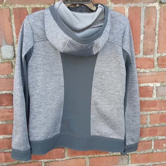 Kuhl Fozza Fleece grey and white long sleeve hoodie Women’s size small