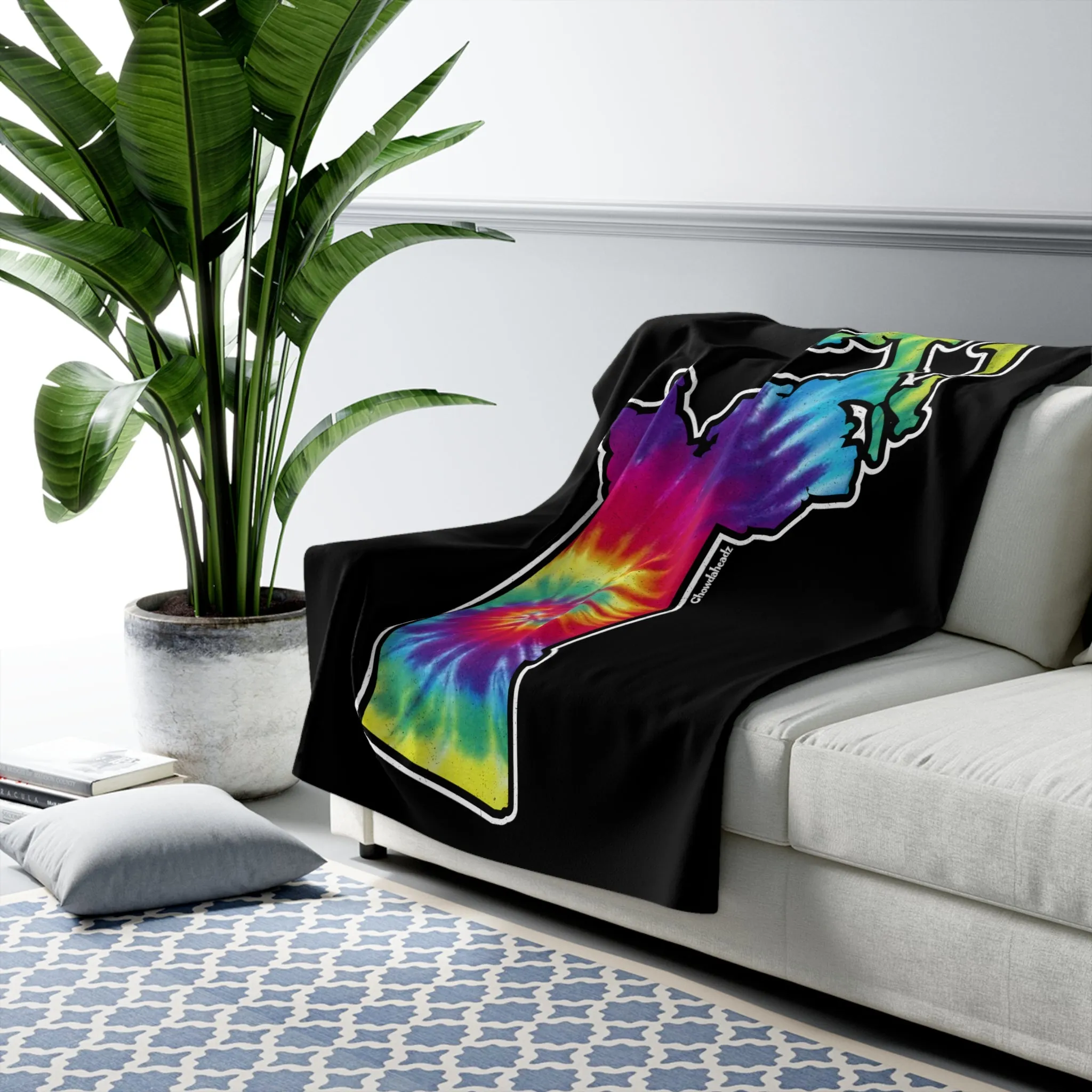 Massachusetts Tie Dye Sherpa Fleece Blanket
