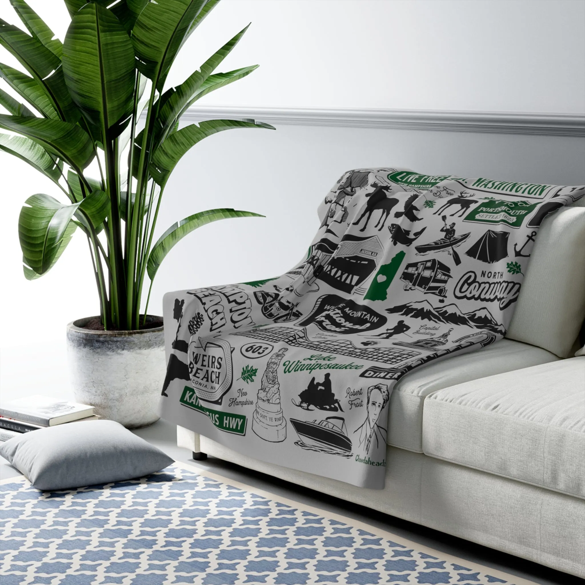 New Hampshire Tourist Attraction Sherpa Fleece Blanket