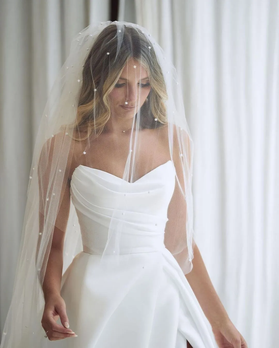 Sexy Slit Lovely Outdoor Wedding Dress