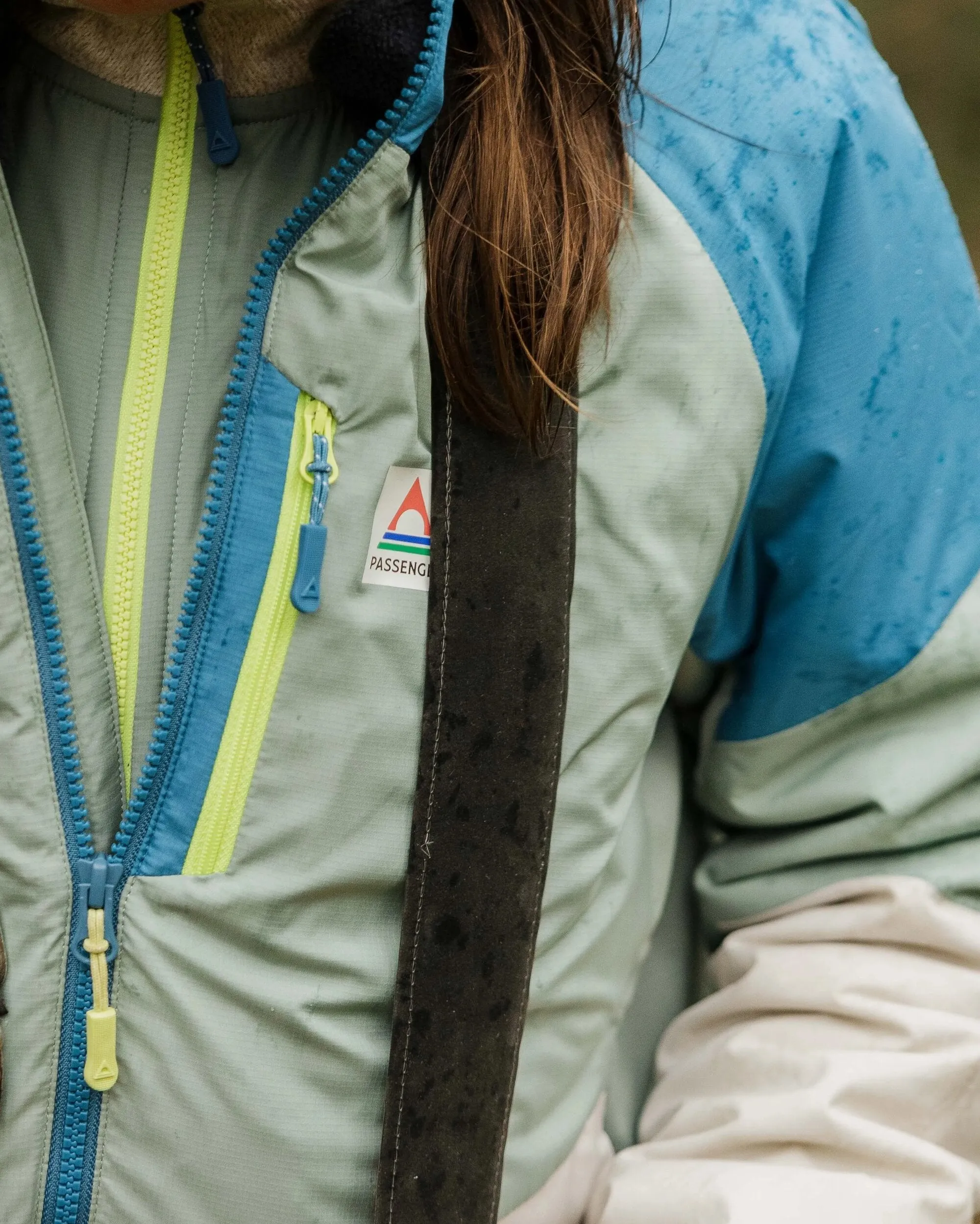 Shasta Lightweight Recycled Thermore® Insulated Jacket - Pistachio/Blue Steel