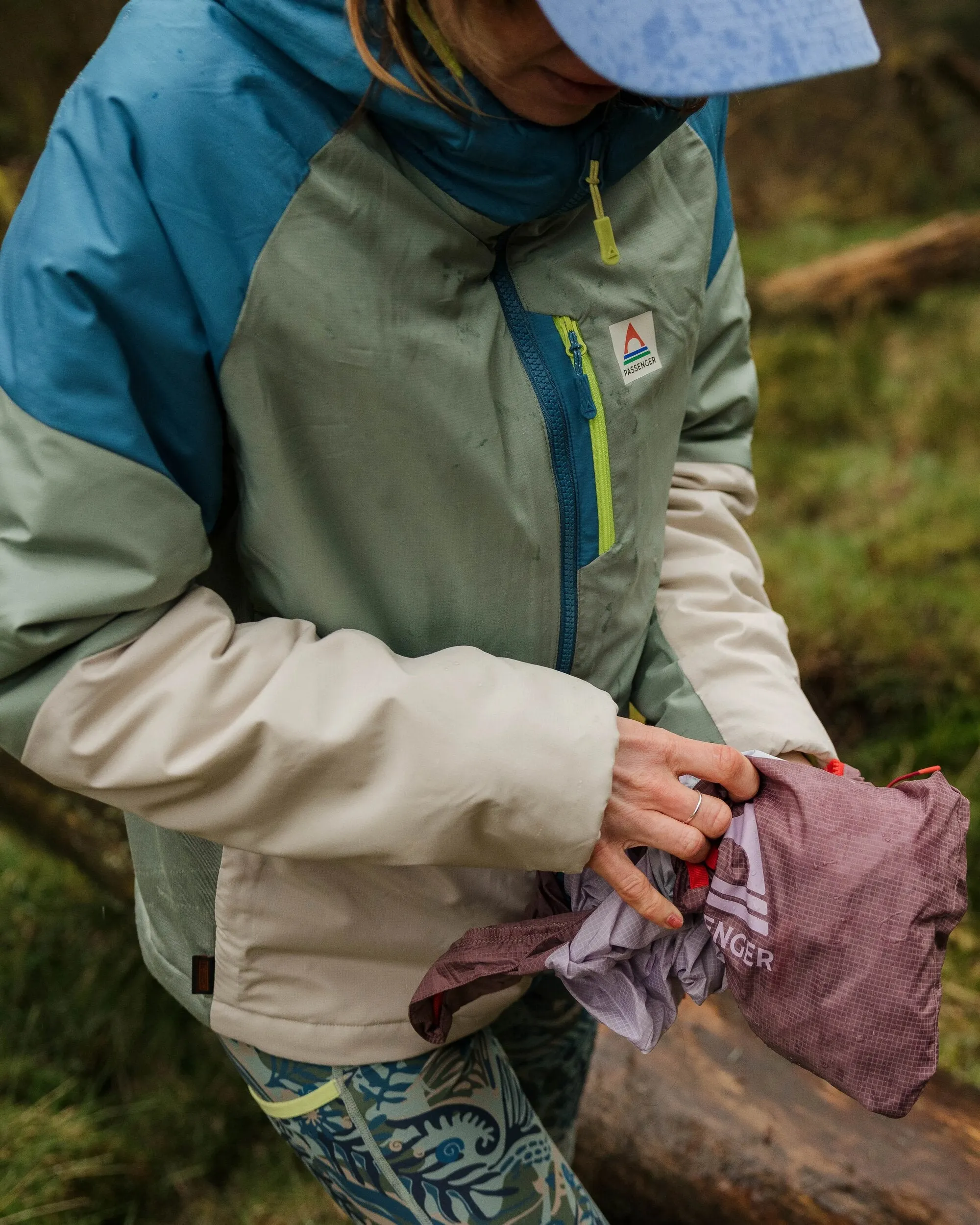 Shasta Lightweight Recycled Thermore® Insulated Jacket - Pistachio/Blue Steel