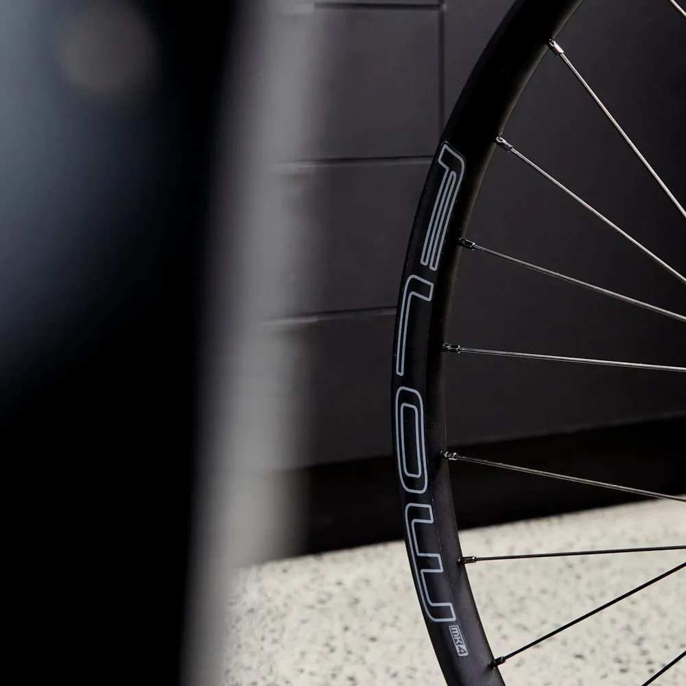Stans Flow MK4 27.5in Chris King CL MTB Wheelset