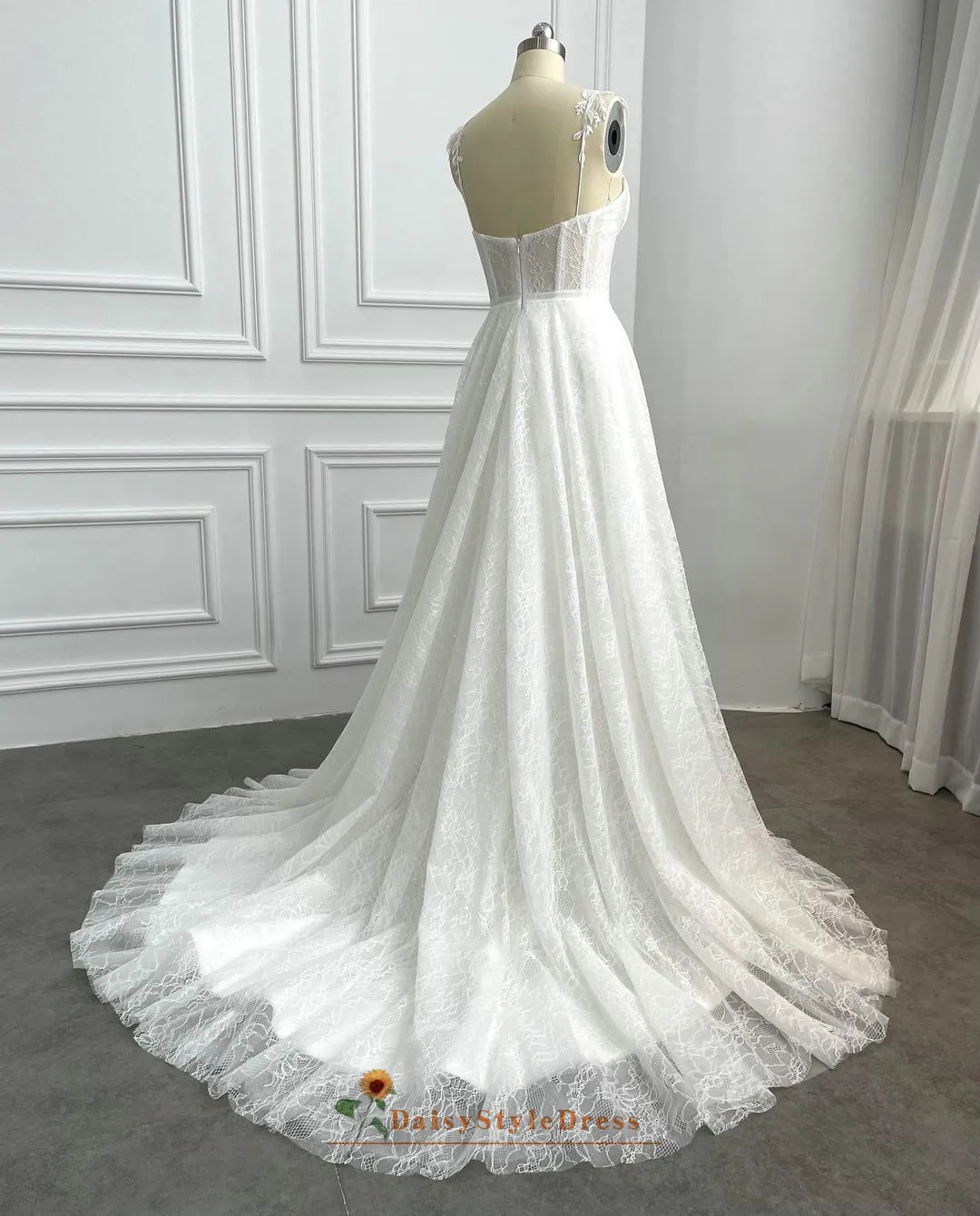 Summer Outdoor Sexy Sheer Lace Wedding Dress