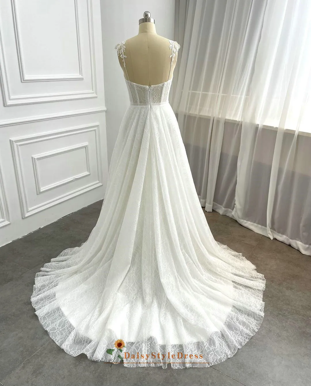 Summer Outdoor Sexy Sheer Lace Wedding Dress