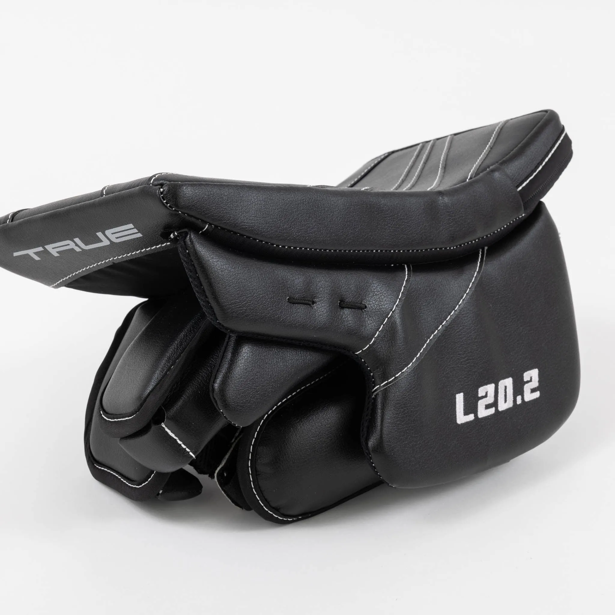 TRUE L20.2 Senior Goalie Blocker - Domestic