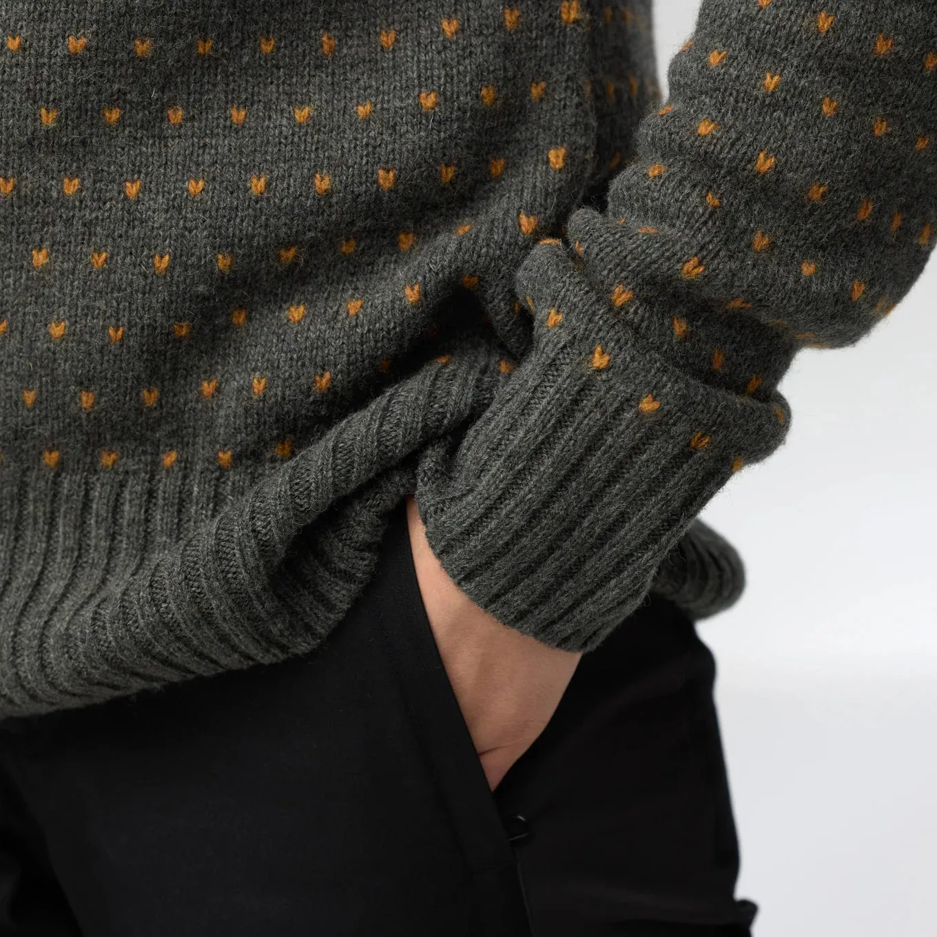 Övik Knit Sweater (Women's) - F89941