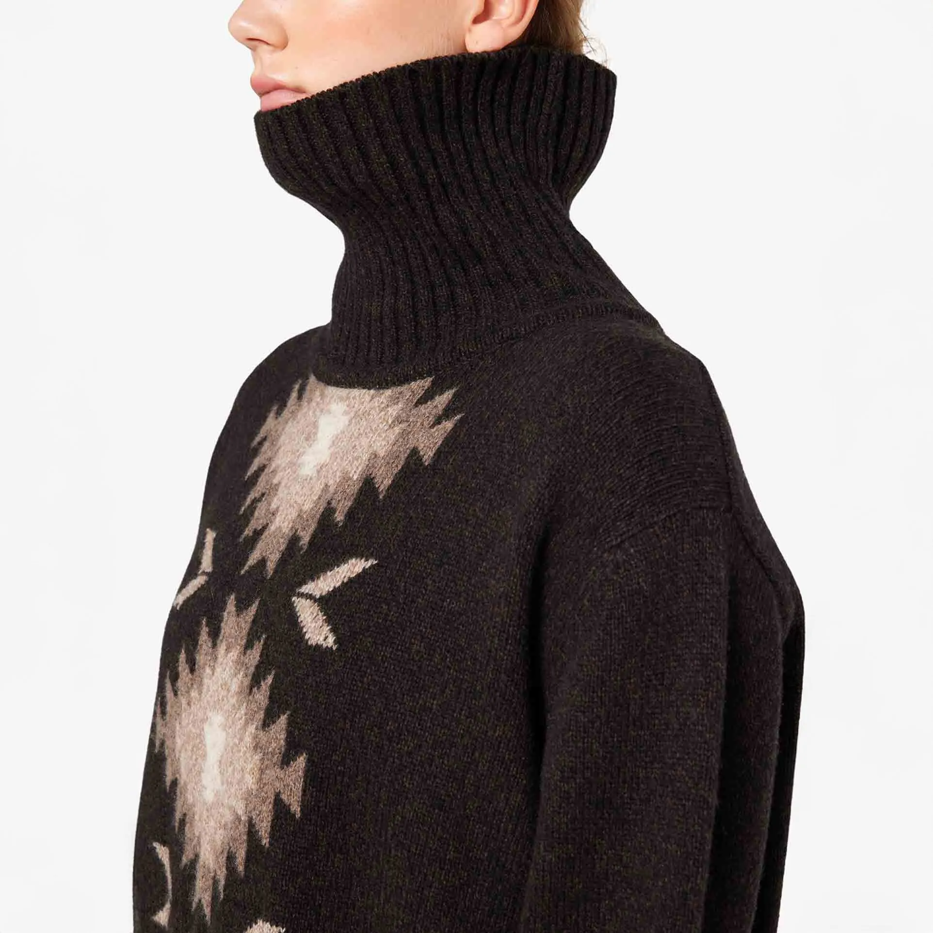 W Hovden Sweater