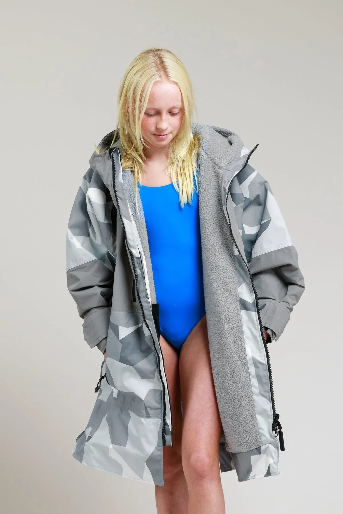 White Water Kids Hard Shell Robe - Arctic Camo/Grey